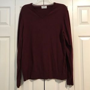 Men’s XL V Neck Burgundy Sweater